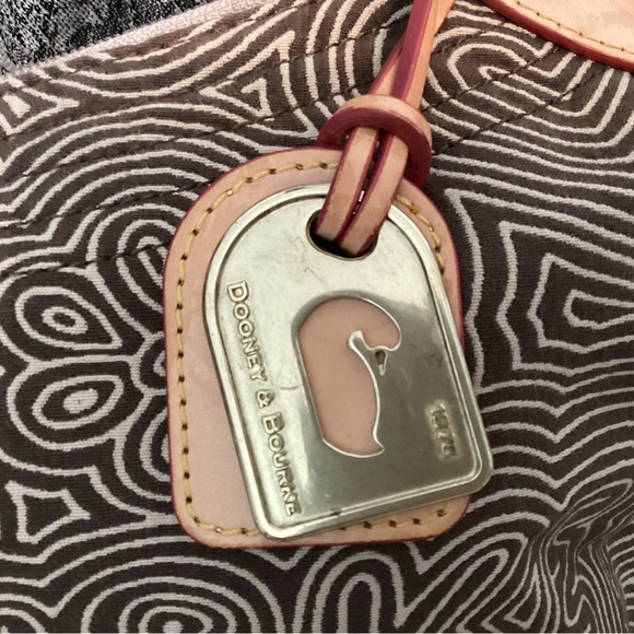 Dooney & Bourke shoulder bag - Picture 2 of 6